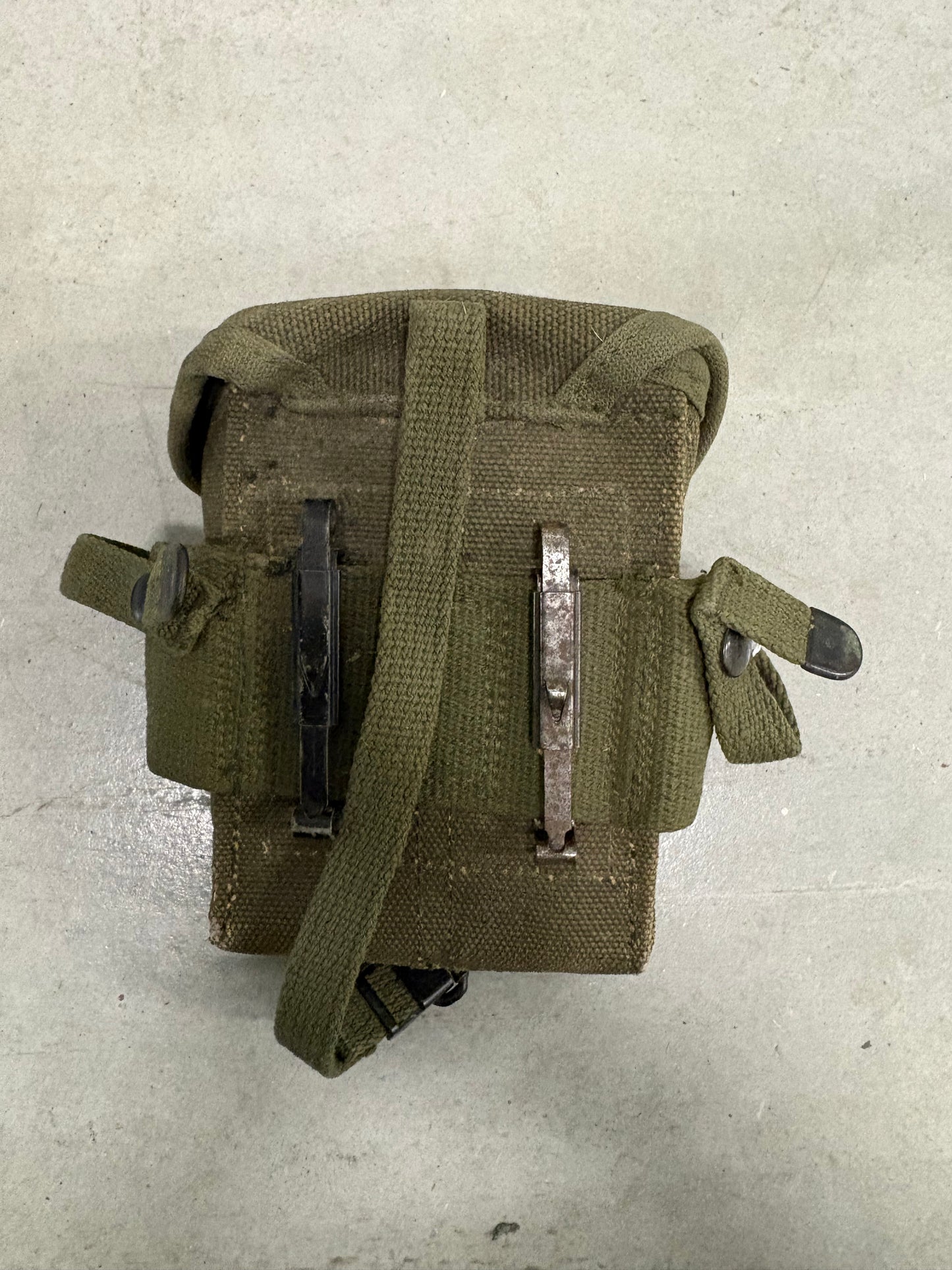 M56 Universal Small Arms Pouch