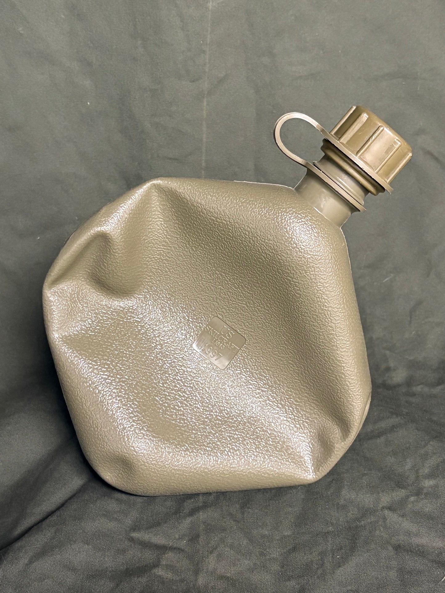 2 Qt Collapsible Canteen