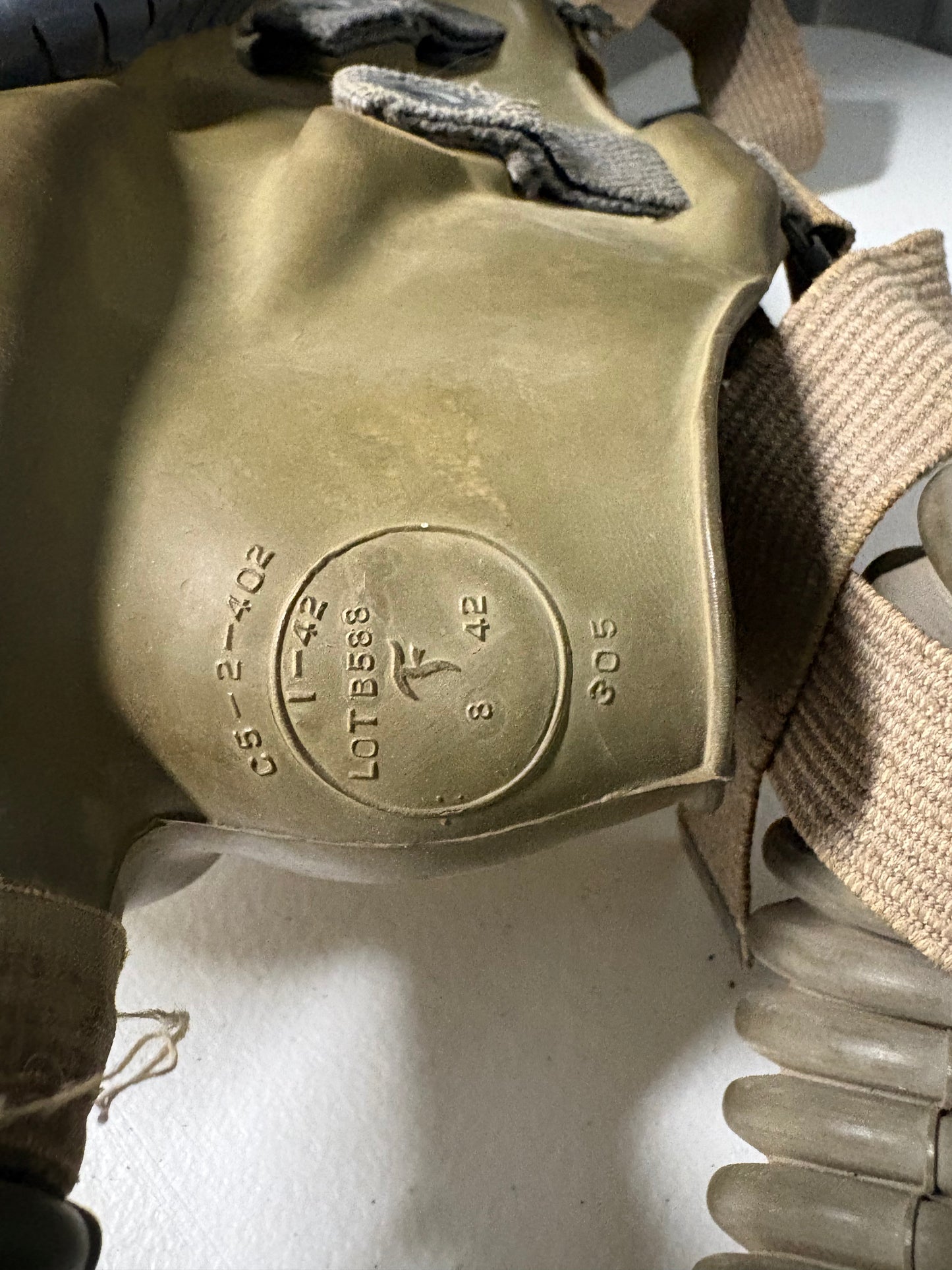 USGI M4-10A1-6 Gas Mask With Box Filter