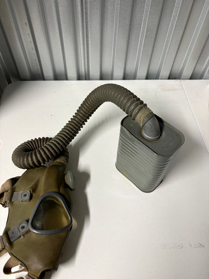 USGI M4-10A1-6 Gas Mask With Box Filter