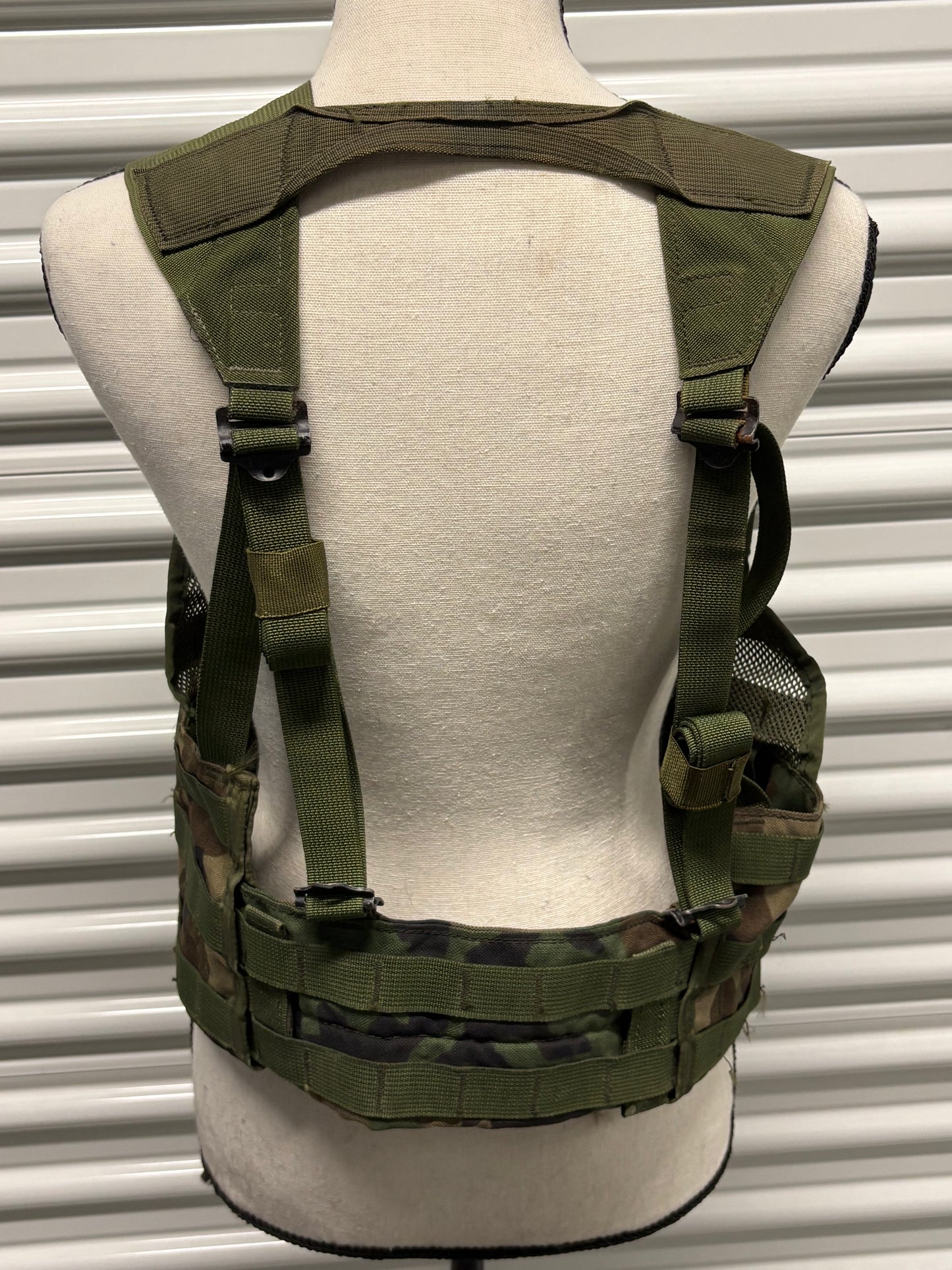 M81 Woodland FLC Vest