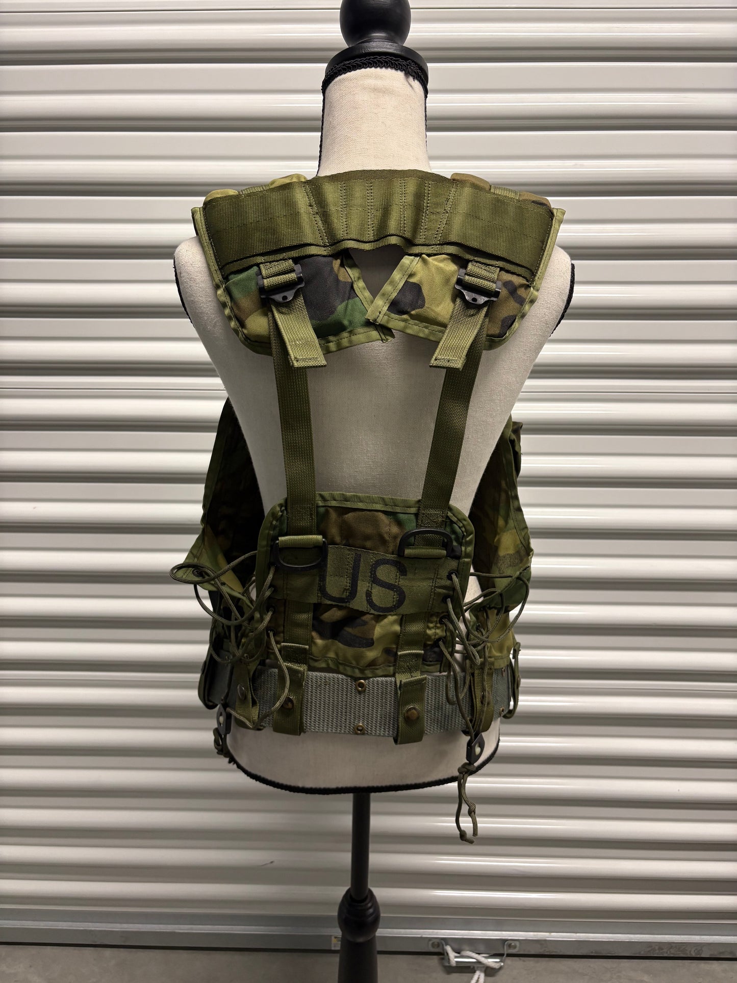 IIFS Load Bearing Vest